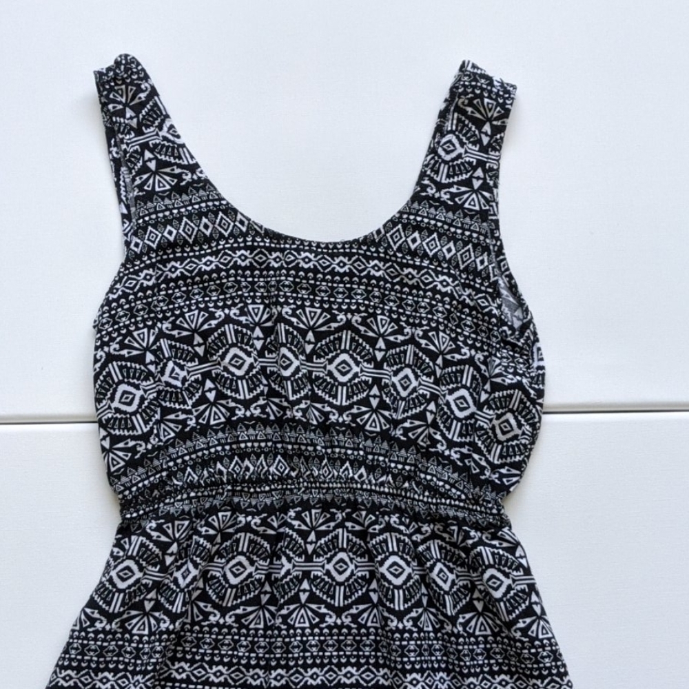 Rue 21 Black & White Tribal Print Midi Dress, S